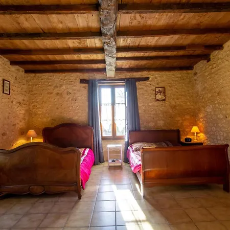 Avec Jardin, Proche De Lalinde, Cheminee, Ideal Pour Decouvrir Le Perigord - Fr-1-616-21 *